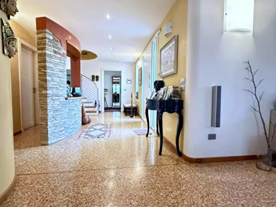 Immagine 13 di Villa in vendita  in Via Vittorio Veneto a Ponso