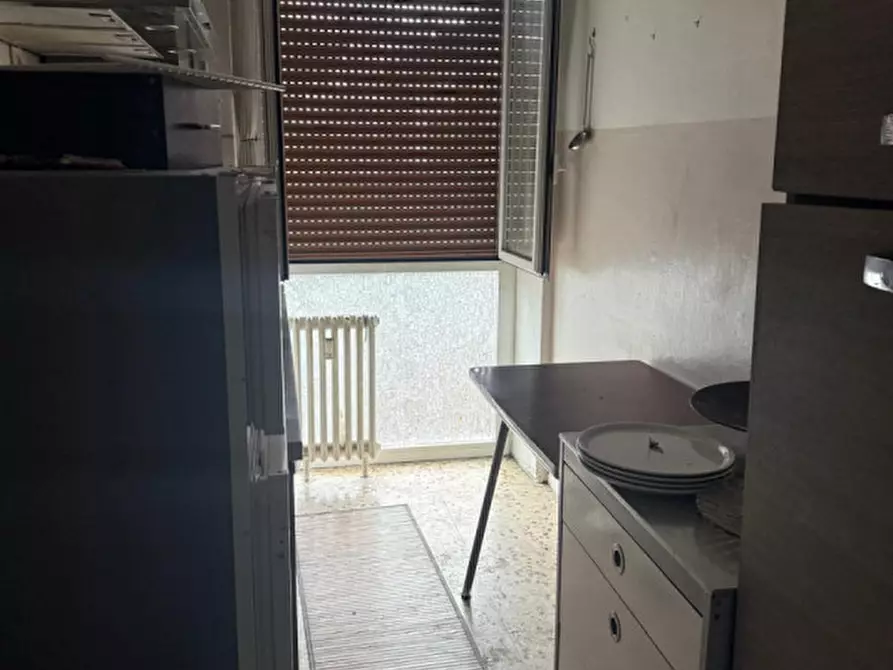 Immagine 7 di Appartamento in vendita  in Viale Vittorio Veneto 25 a Monza