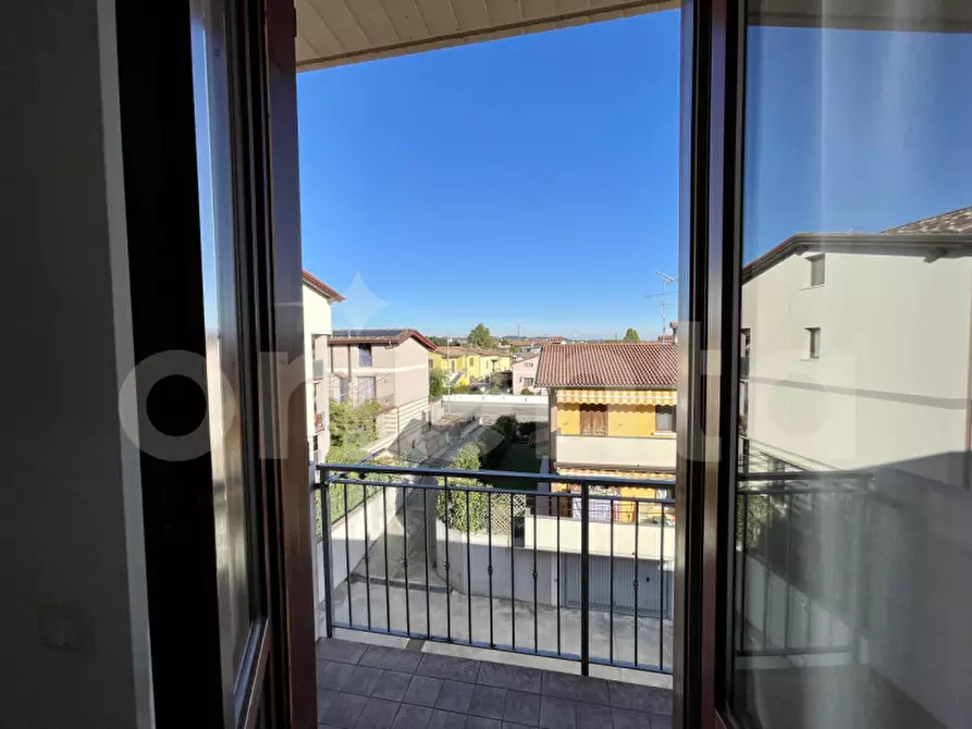 Immagine 13 di Appartamento in vendita  in Via Magenta 42 a Montichiari
