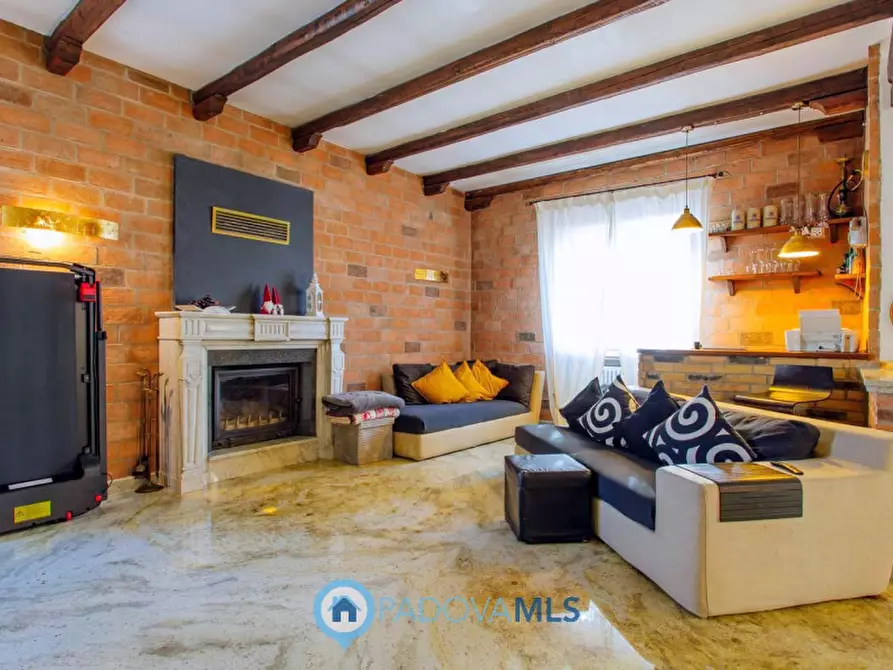 Immagine 11 di Casa indipendente in vendita  in Via Broglio a Solesino