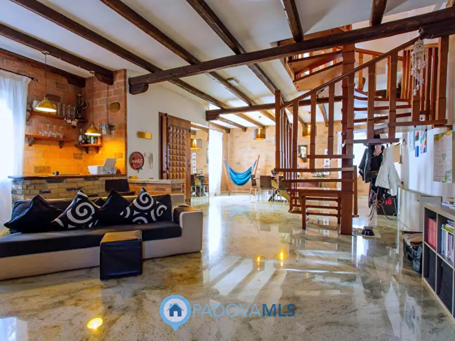 Immagine 48 di Casa indipendente in vendita  in Via Broglio a Solesino