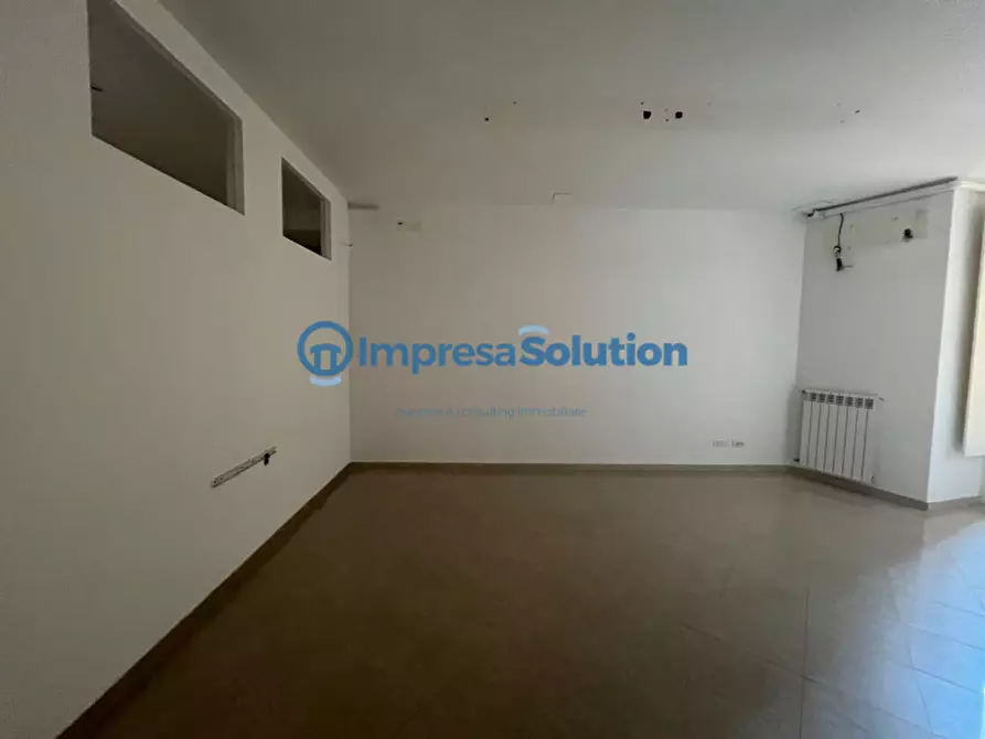 Immagine 8 di Ufficio in affitto  in Piazza Nicola Amore a Napoli