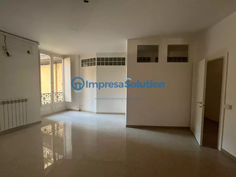 Immagine 9 di Ufficio in affitto  in Piazza Nicola Amore a Napoli