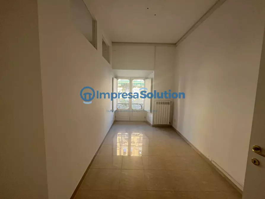 Immagine 12 di Ufficio in affitto  in Piazza Nicola Amore a Napoli