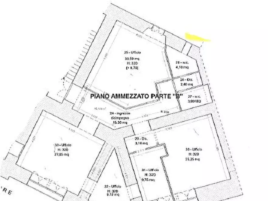 Immagine 14 di Ufficio in affitto  in Piazza Nicola Amore a Napoli