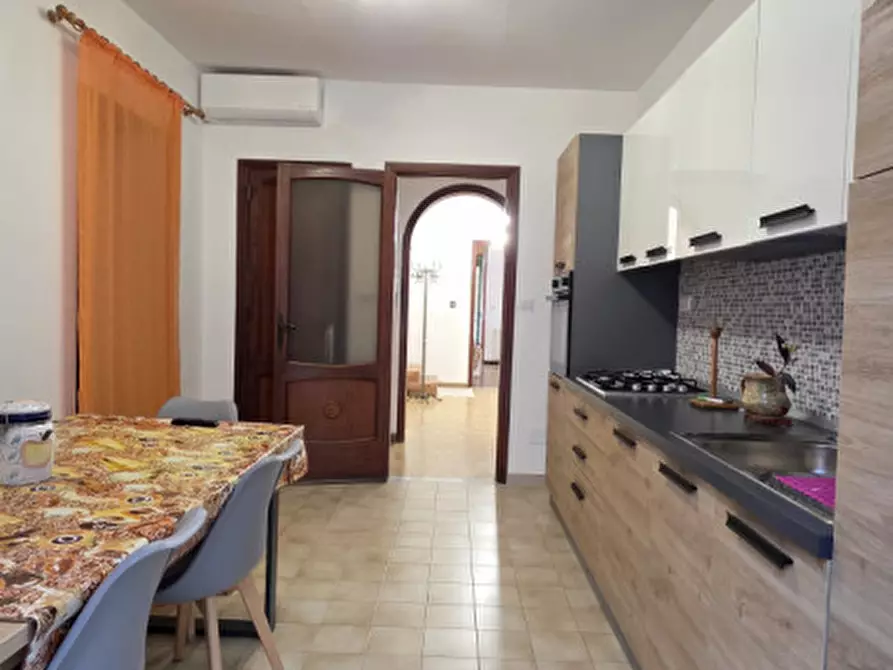 Immagine 5 di Appartamento in vendita  in Via Enrico Cosenz a Milazzo