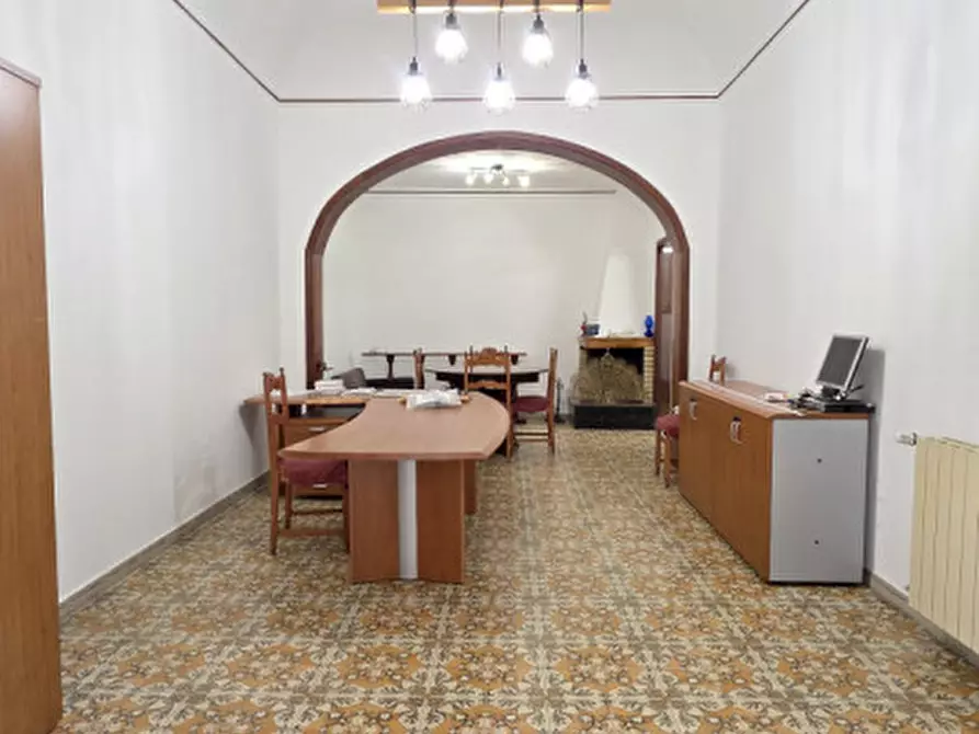 Immagine 11 di Appartamento in vendita  in Via Enrico Cosenz a Milazzo