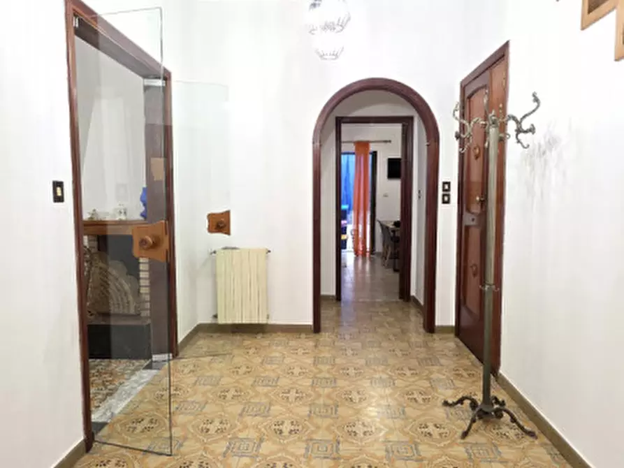 Immagine 15 di Appartamento in vendita  in Via Enrico Cosenz a Milazzo