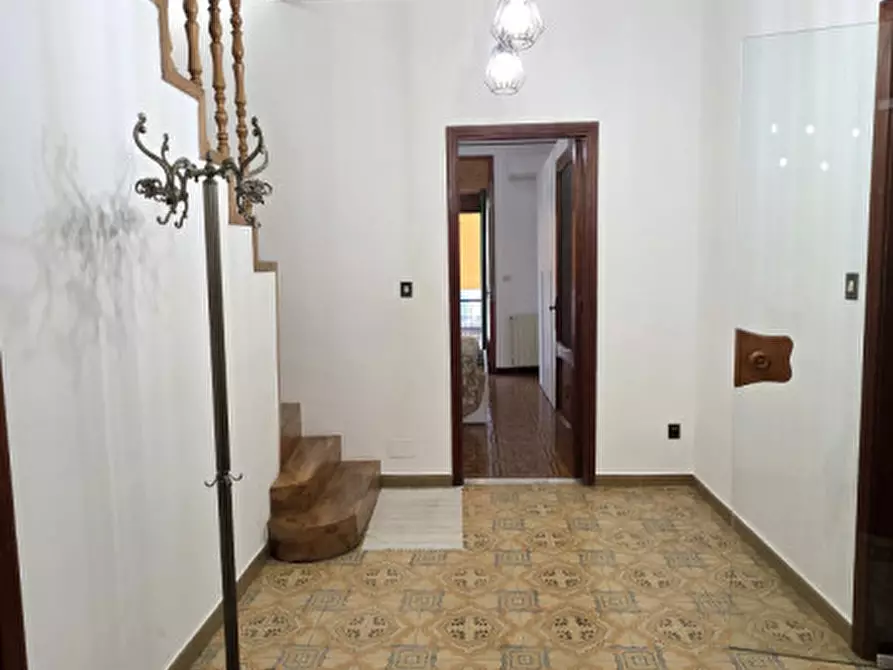 Immagine 16 di Appartamento in vendita  in Via Enrico Cosenz a Milazzo