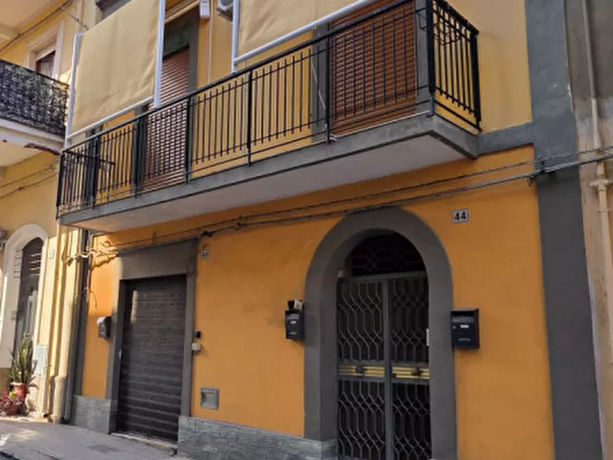 Immagine 38 di Appartamento in vendita  in Via Enrico Cosenz a Milazzo