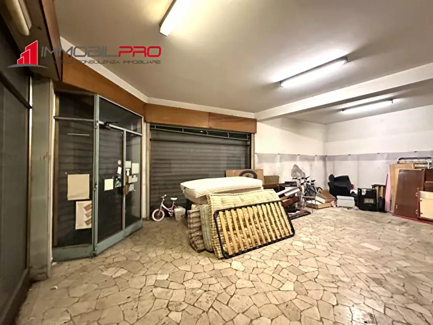 Immagine 5 di Negozio in vendita  in Via San Vincenzo 62 a Thiene