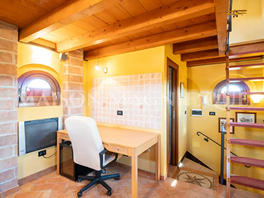 Immagine 7 di Ufficio in vendita  in Via Camaleonte a Ferrara