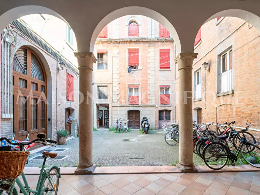 Immagine 15 di Ufficio in vendita  in Via Camaleonte a Ferrara