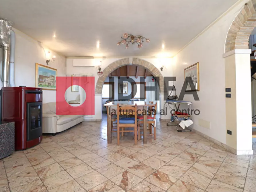 Immagine 3 di Casa bifamiliare in vendita  a Carbonera