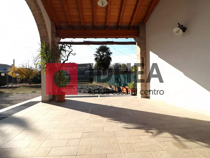 Immagine 21 di Casa bifamiliare in vendita  a Carbonera