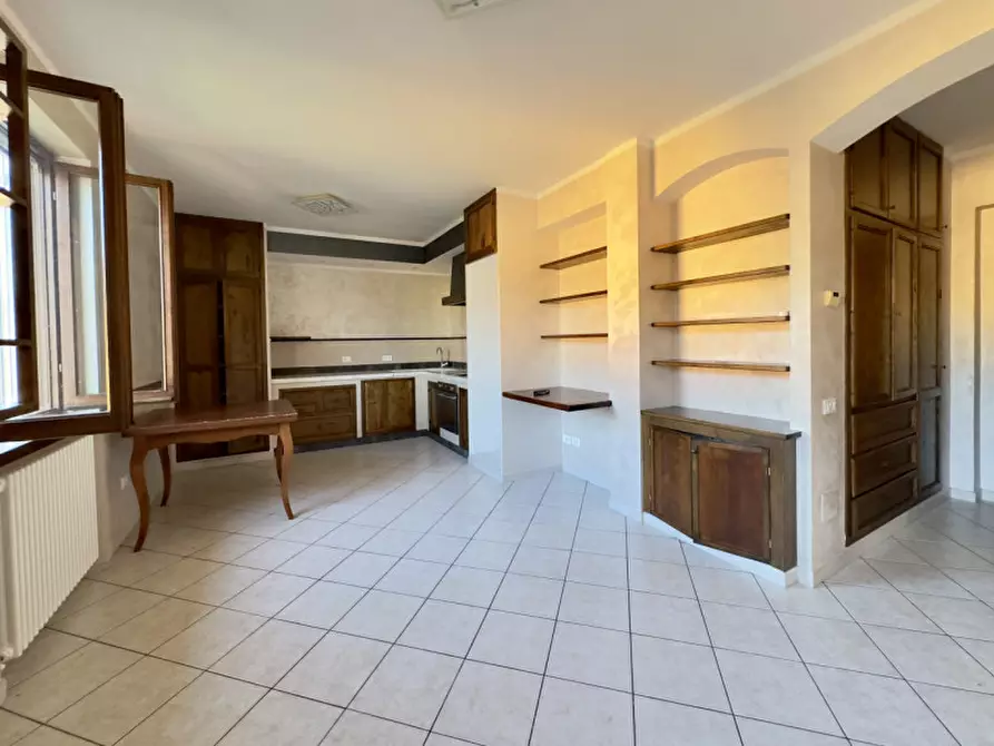 Immagine 3 di Appartamento in vendita  in Via Bologna a Castelnuovo Magra