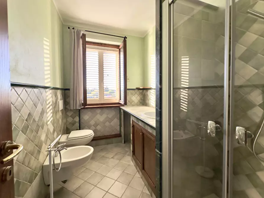 Immagine 7 di Appartamento in vendita  in Via Bologna a Castelnuovo Magra