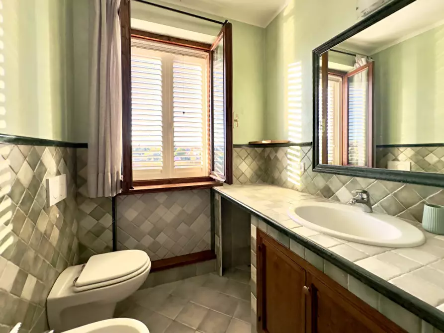 Immagine 8 di Appartamento in vendita  in Via Bologna a Castelnuovo Magra