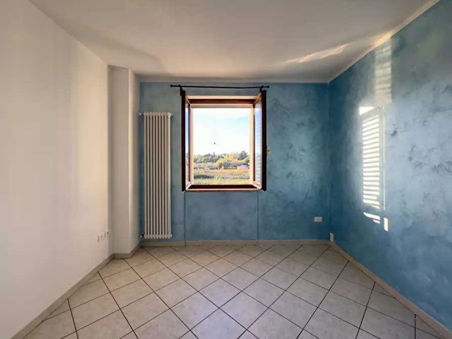 Immagine 11 di Appartamento in vendita  in Via Bologna a Castelnuovo Magra