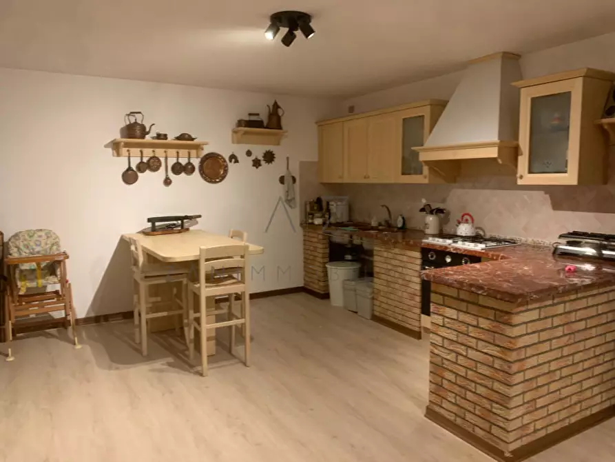Immagine 4 di Casa indipendente in vendita  in Via Picciol a Montebelluna