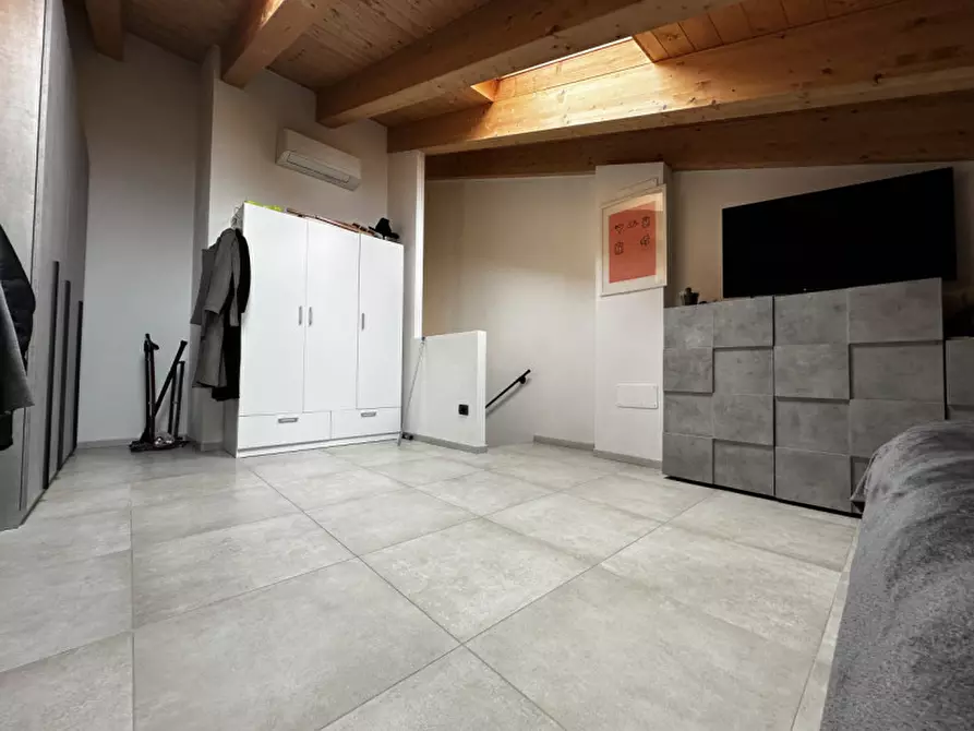 Immagine 22 di Appartamento in vendita  in Via Ognissanti a Villafranca Di Verona