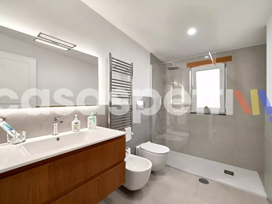 Immagine 12 di Attico in vendita  in Serroni Basso a Battipaglia