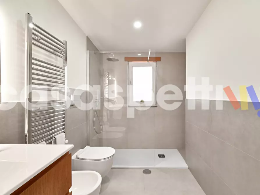 Immagine 13 di Attico in vendita  in Serroni Basso a Battipaglia