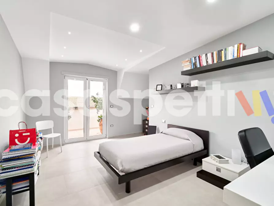 Immagine 14 di Attico in vendita  in Serroni Basso a Battipaglia