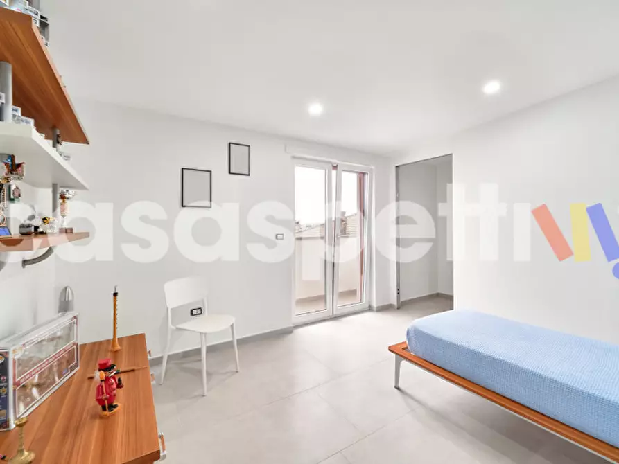 Immagine 18 di Attico in vendita  in Serroni Basso a Battipaglia