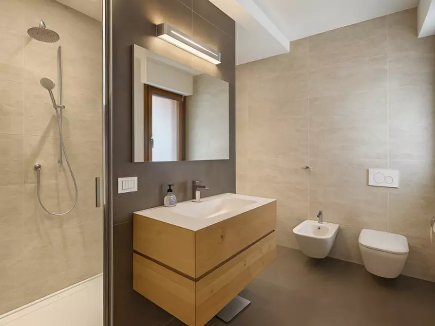 Immagine 11 di Appartamento in vendita  in VIA FOGAZZARO a San Bonifacio