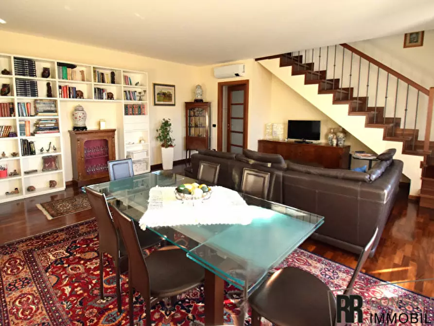 Immagine 2 di Appartamento in vendita  in Via Lucania a Verona