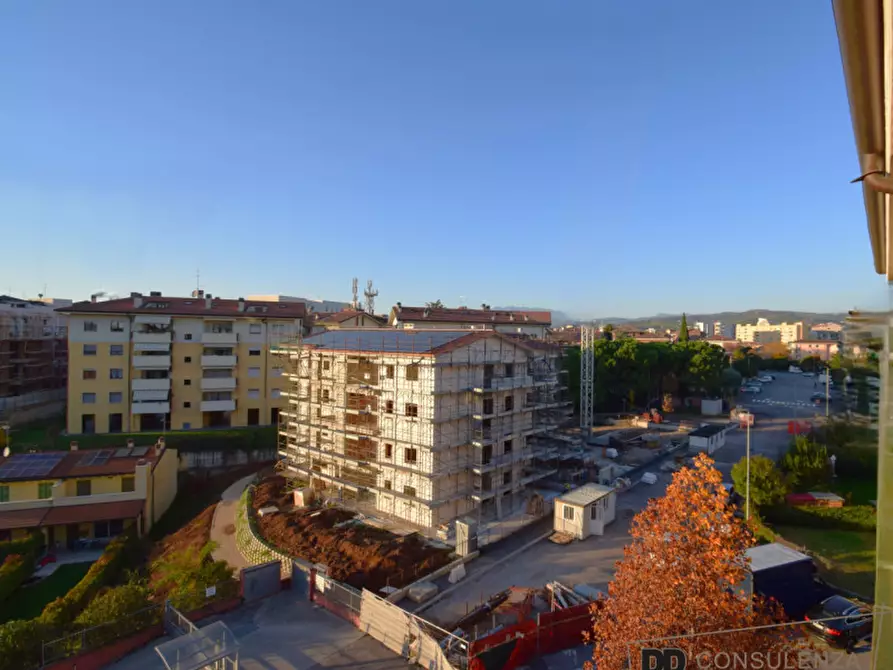 Immagine 3 di Appartamento in vendita  in Via Lucania a Verona