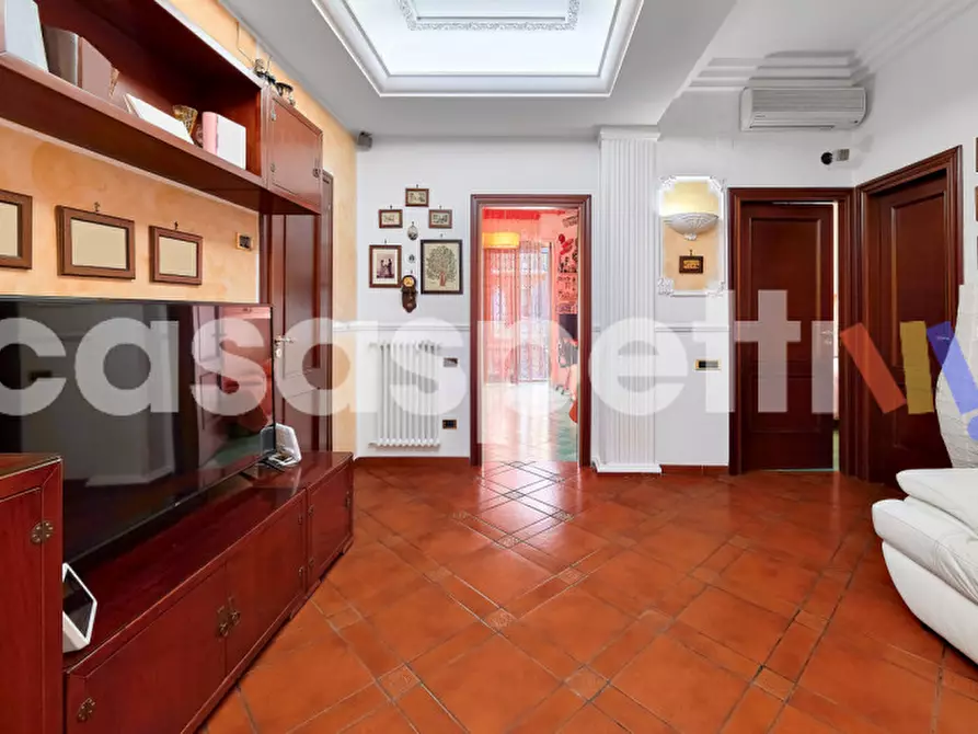 Immagine 3 di Appartamento in vendita  in Via Giovanni Florenzano, 12 a Salerno