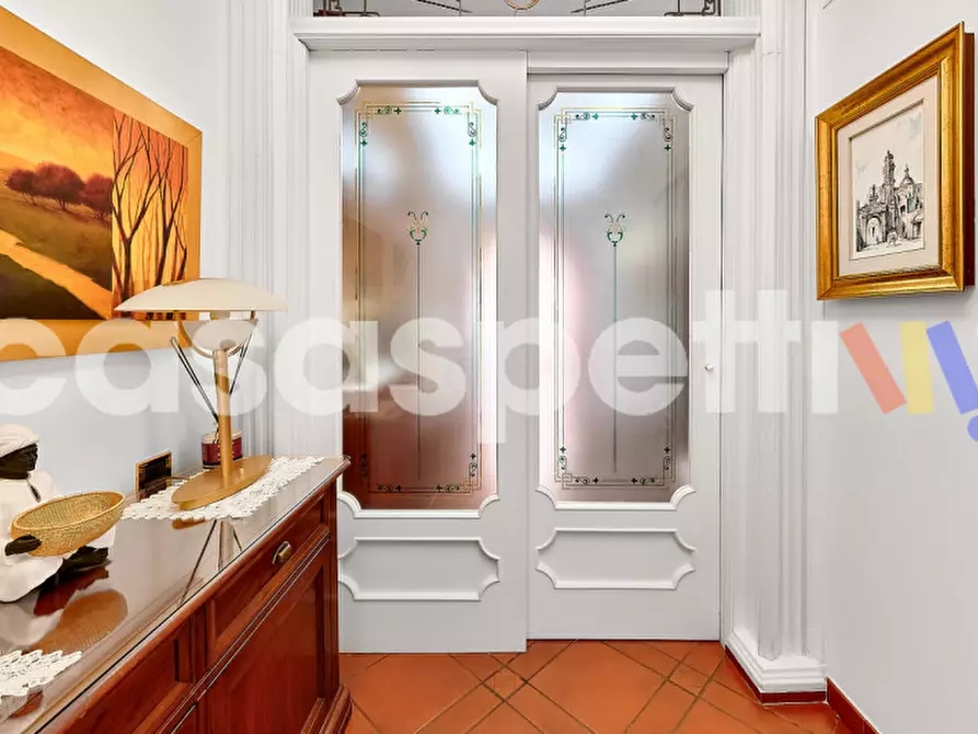 Immagine 11 di Appartamento in vendita  in Via Giovanni Florenzano, 12 a Salerno