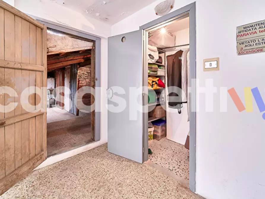 Immagine 20 di Appartamento in vendita  in Via Giovanni Florenzano, 12 a Salerno