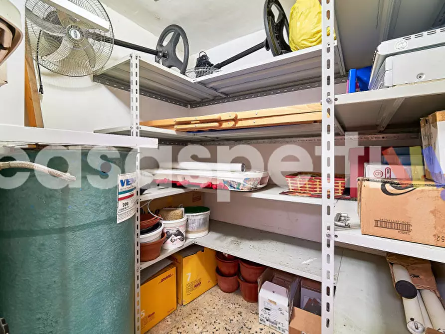 Immagine 23 di Appartamento in vendita  in Via Giovanni Florenzano, 12 a Salerno