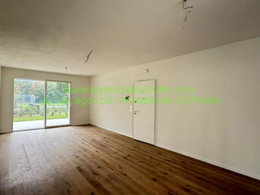 Immagine 2 di Appartamento in vendita  in via castellana 18 a Venezia