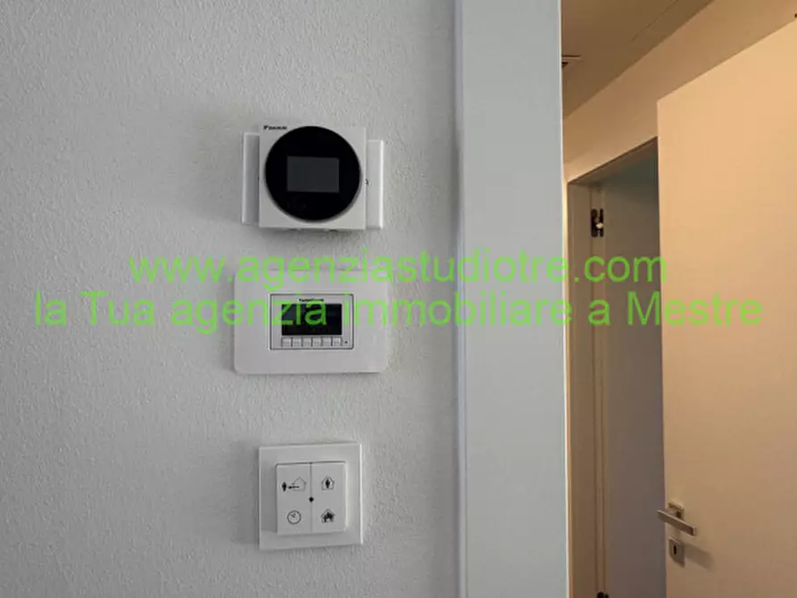 Immagine 18 di Appartamento in vendita  in via castellana 18 a Venezia