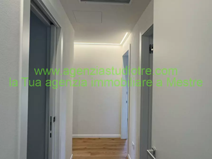 Immagine 26 di Appartamento in vendita  in via castellana 18 a Venezia