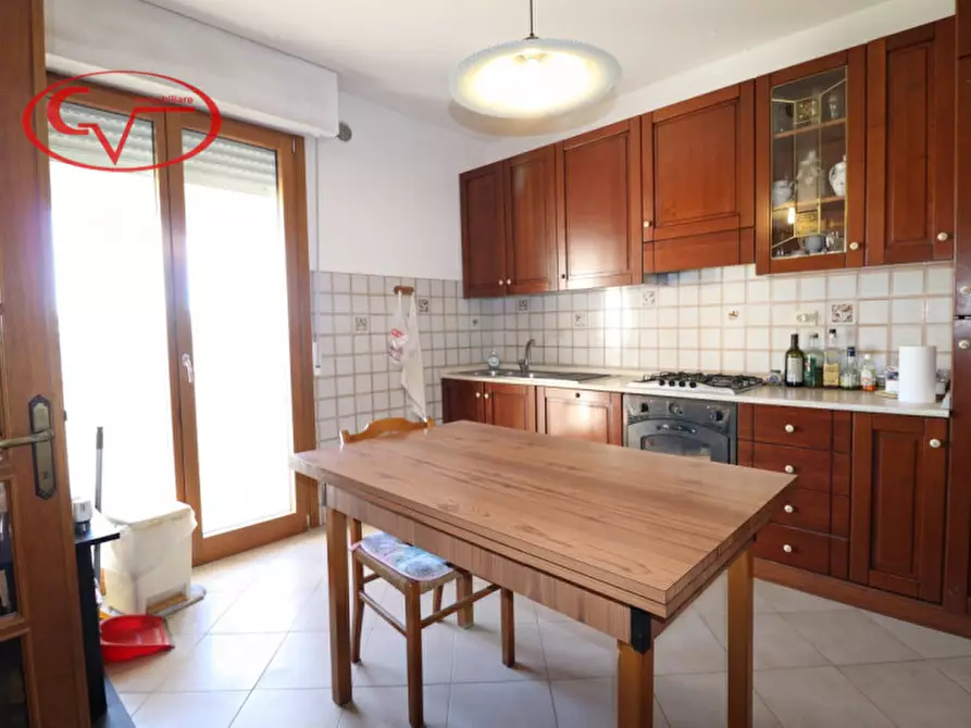 Immagine 2 di Appartamento in vendita  in via 8 marzo a Montevarchi