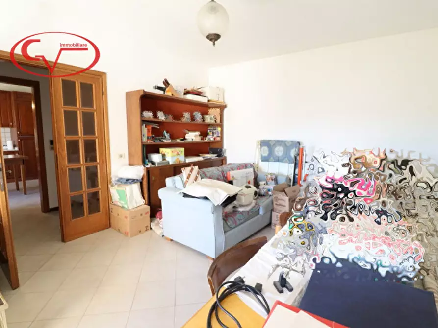 Immagine 5 di Appartamento in vendita  in via 8 marzo a Montevarchi