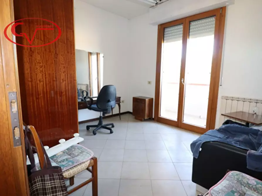 Immagine 8 di Appartamento in vendita  in via 8 marzo a Montevarchi