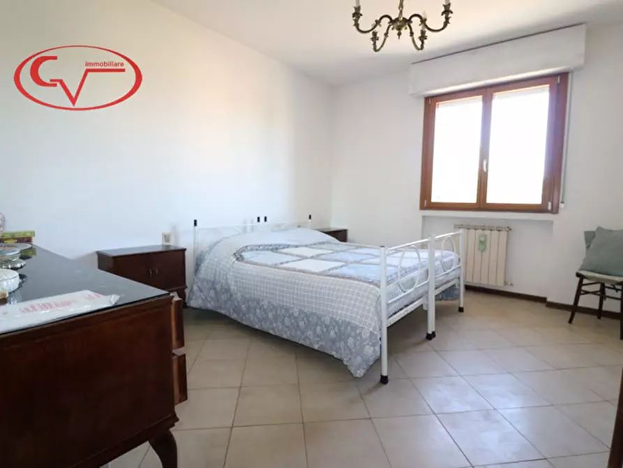 Immagine 9 di Appartamento in vendita  in via 8 marzo a Montevarchi