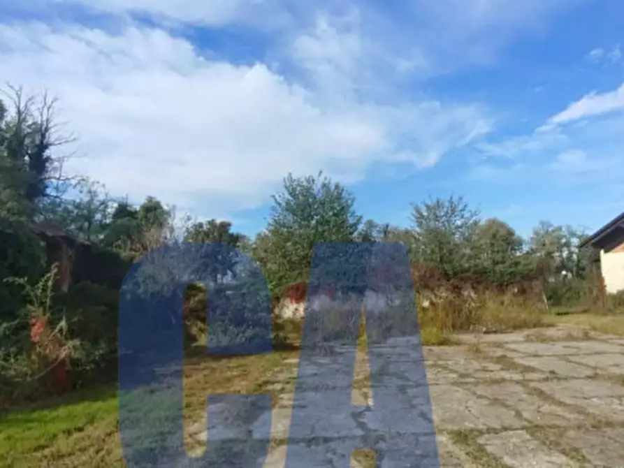 Immagine 4 di Palazzo in vendita  in STRADA PROVINCIALE RIVOLTANA a Pioltello