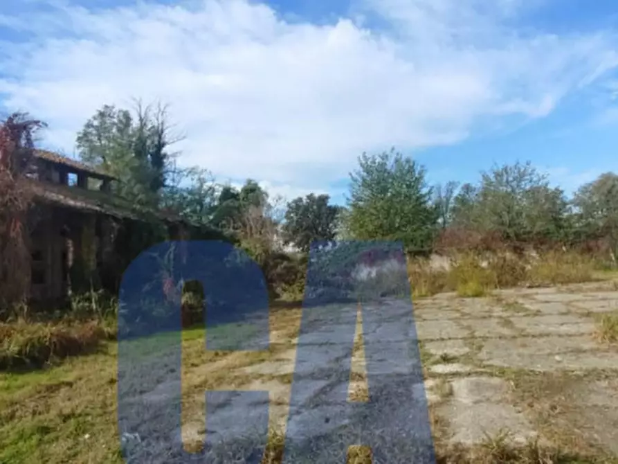 Immagine 1 di Terreno in vendita  in STRADA PROVINCIALE RIVOLTANA a Pioltello
