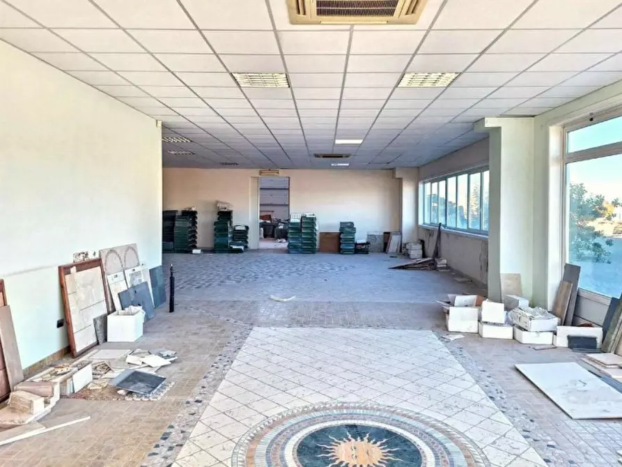 Immagine 5 di Capannone industriale in vendita  in Strada Monviso, 2-4, 12061 Carrù CN, Italia a Carrù