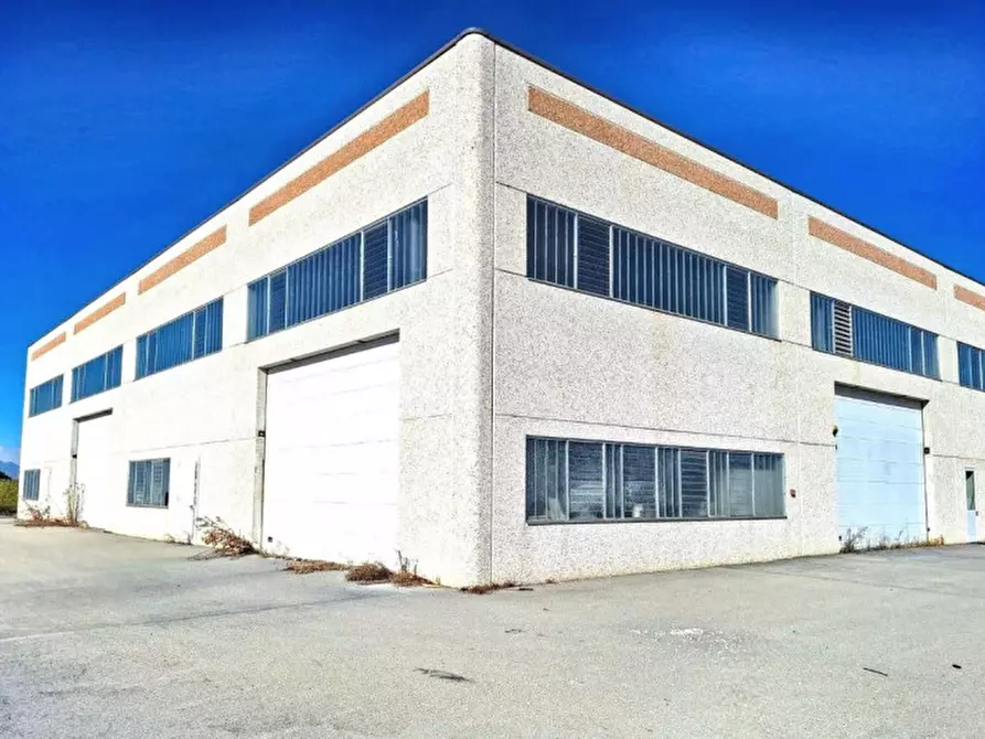 Immagine 6 di Capannone industriale in vendita  in Strada Monviso, 2-4, 12061 Carrù CN, Italia a Carrù