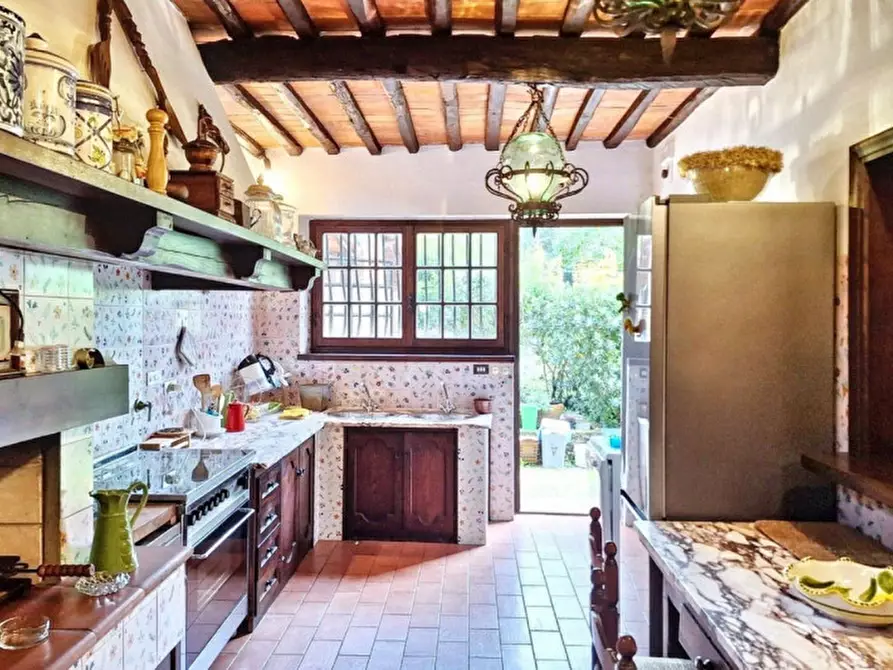 Immagine 8 di Villa in vendita  in Via Caldareccia, 55041 Camaiore LU, Italia a Camaiore