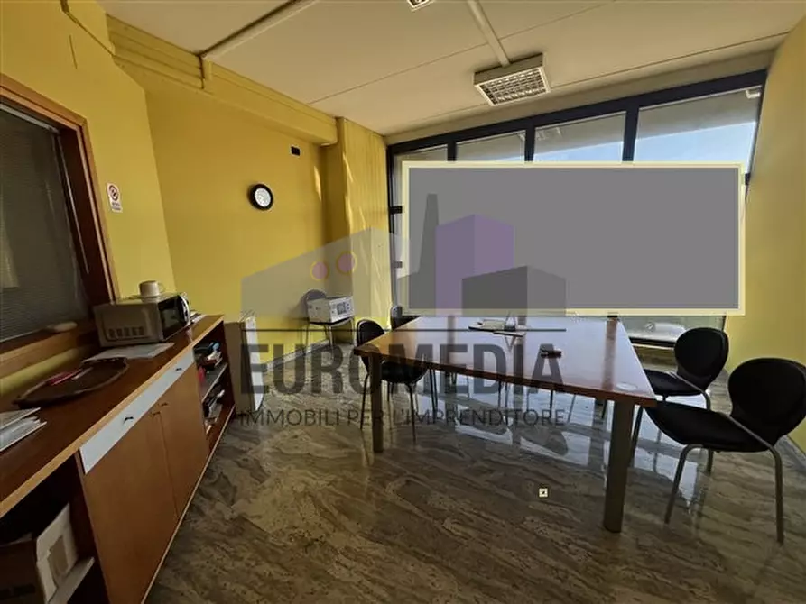 Immagine 1 di Capannone industriale in vendita  in Via Lago di Como a Montebello Vicentino