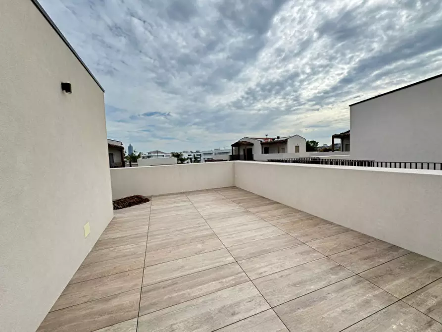 Immagine 6 di Appartamento in vendita  in Via Gaspare Vanvitelli a Jesolo